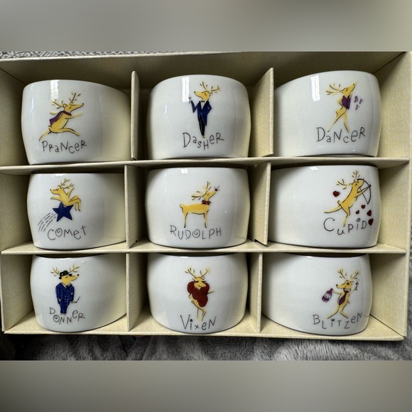 Pottery barn reindeer napkin rings set of in box